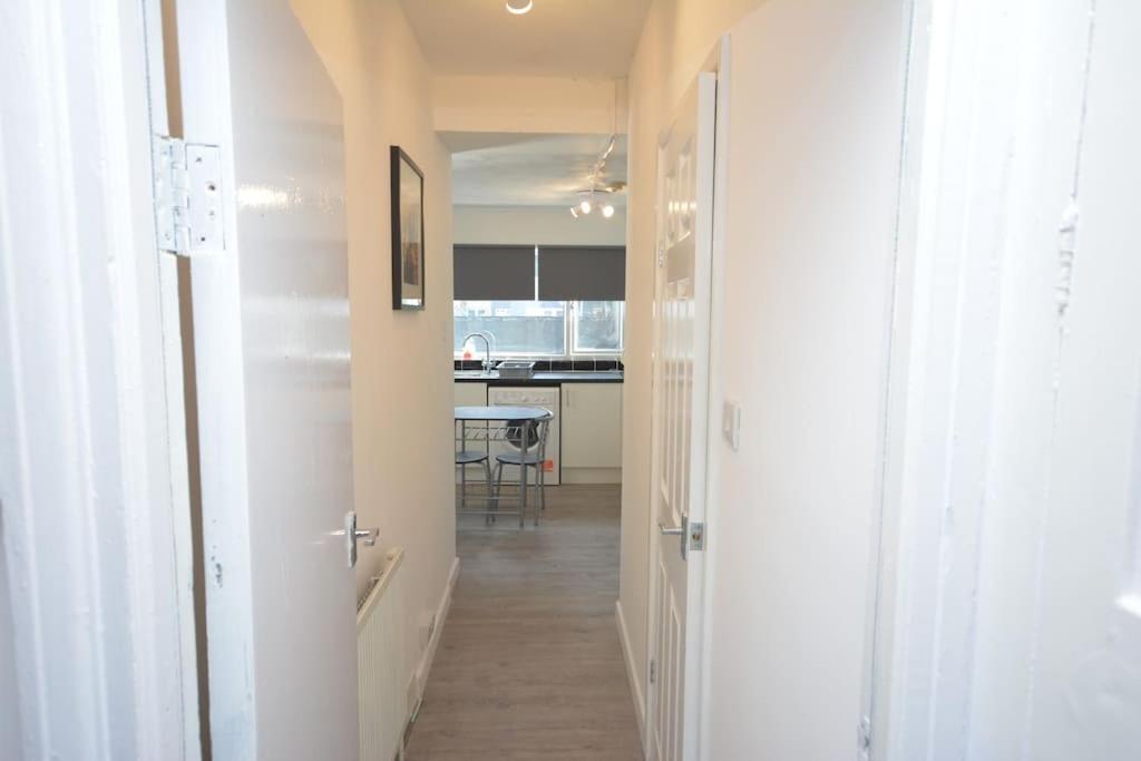 4 Bedroom House In East Londres Exterior foto